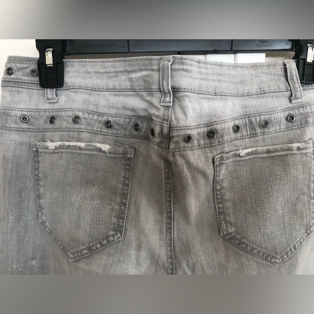 Gray jeans by Mossimo. Never worn. - Picture 4 of 5